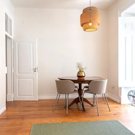 Apartment Sunny Patio Flat