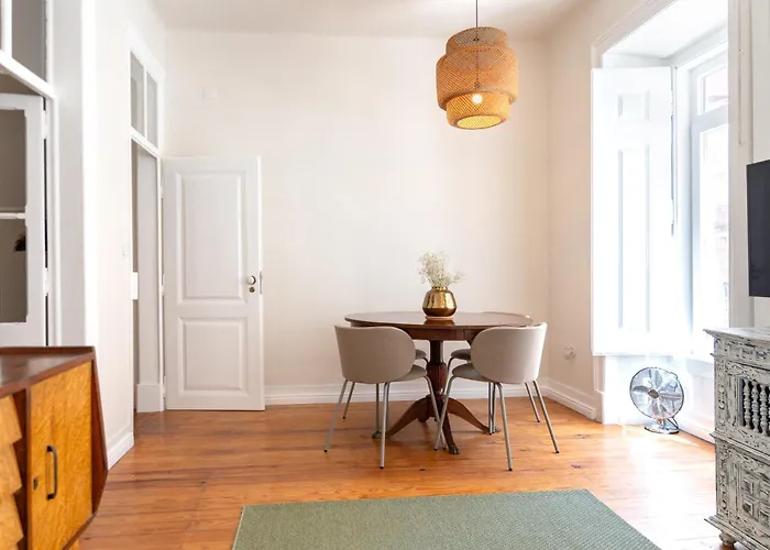 Apartment Sunny Patio Flat