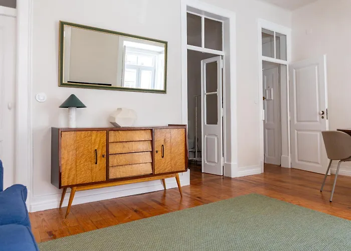 Apartment Sunny Patio Flat