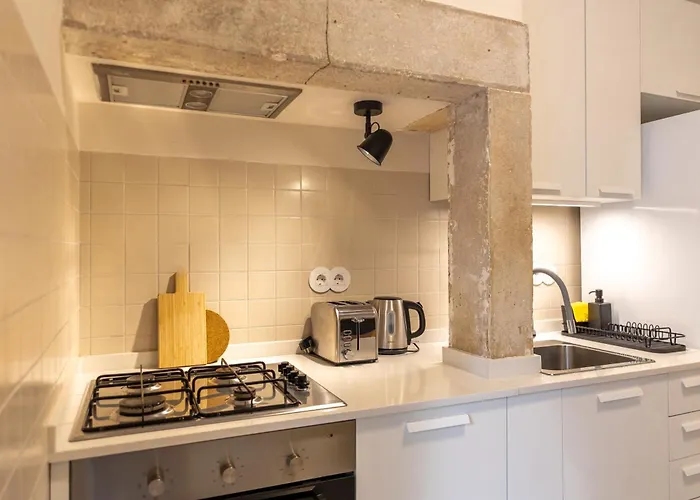 Sunny Patio Flat Apartment