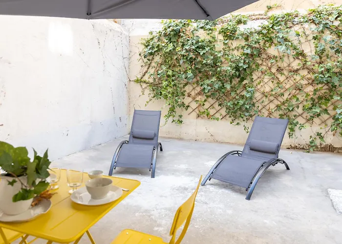 Apartment Sunny Patio Flat *