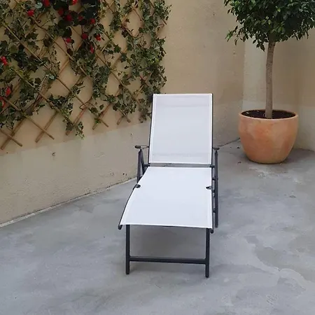 Sunny Patio Flat * Lisboa